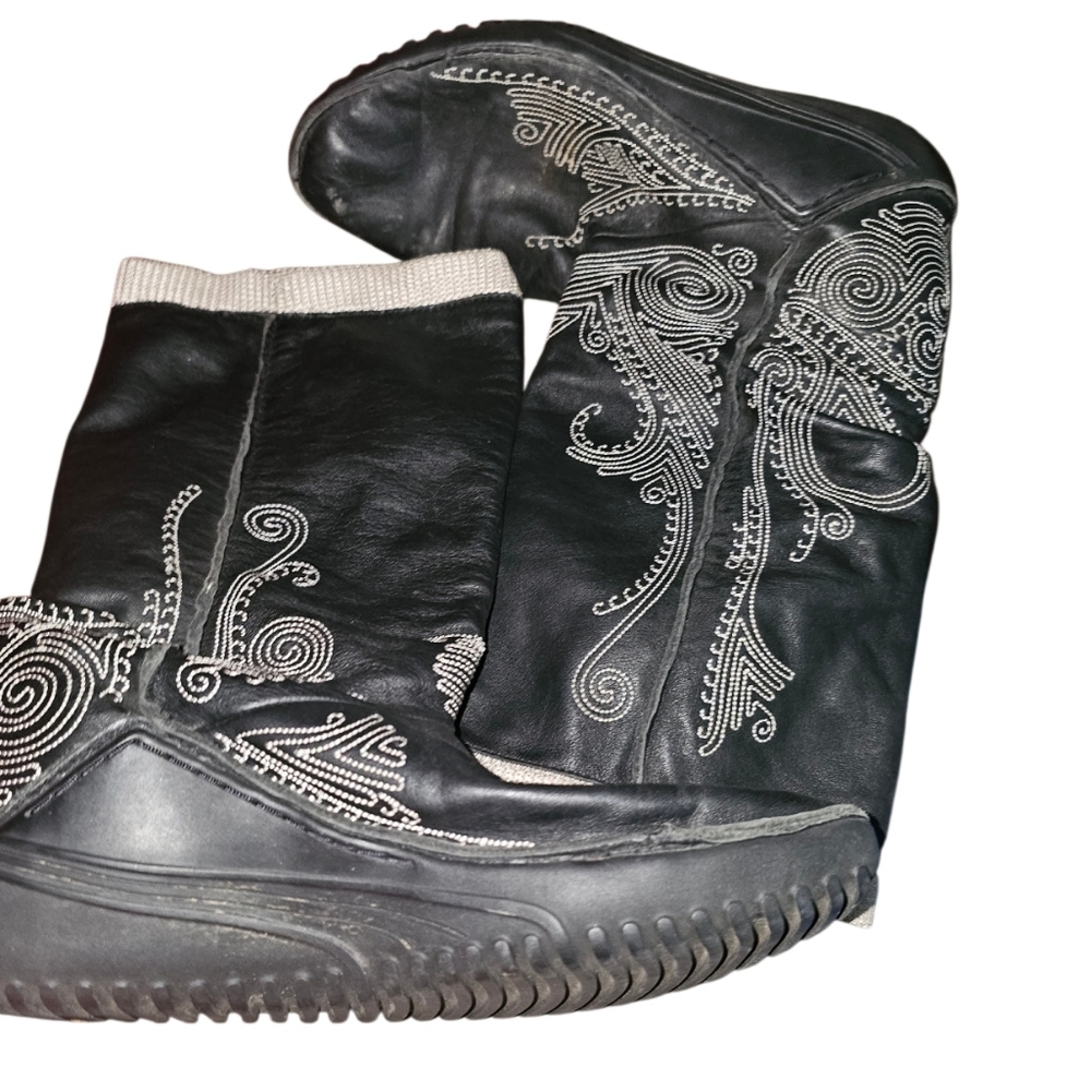 💖🔽Puma Monsoon Embroided Boots